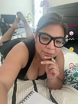 BettyWhispers online show from 06.22.26