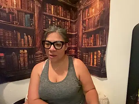 BettyWhispers online show from 07.24.26