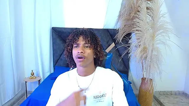 angelll18  online show from 03.02.26