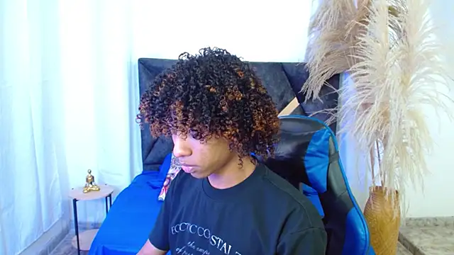 angelll18  online show from 03.19.26