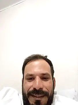 Snapshot of Dionaatanm chatting on 12.15.25 Dionaatanm online show from 12.15.25