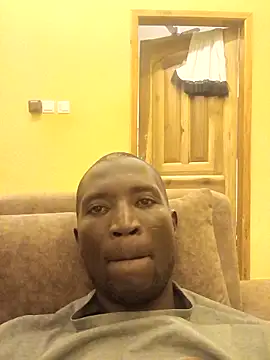 Snapshot of dibloni_oll chatting on 12.15.25 dibloni oll online show from 12.15.25