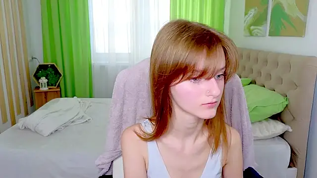 Snapshot of Miss_Alisa_ chatting on 02.04.26 Miss Alisa online show from 02.04.26