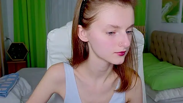 Snapshot of Miss_Alisa_ chatting on 02.26.26 Miss Alisa online show from 02.26.26