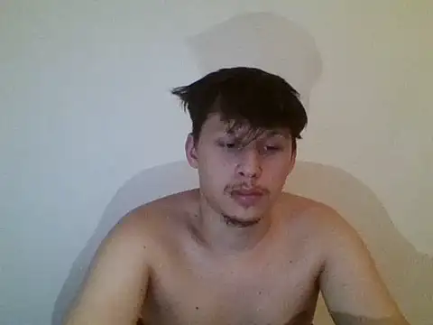 Snapshot of sugaralpha chatting on 12.17.25 sugaralpha online show from 12.17.25