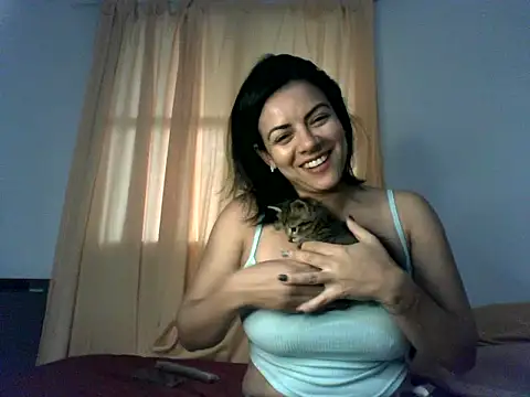 luluclark69 online show from 04.14.26