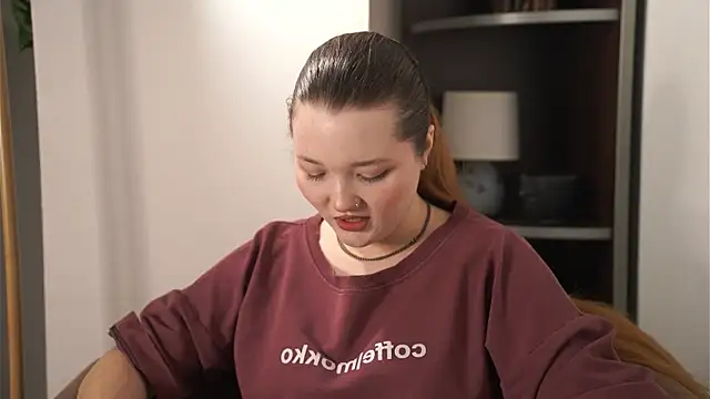 Snapshot of CarlitaWyler chatting on 12.18.25 CarlitaWyler online show from 12.18.25