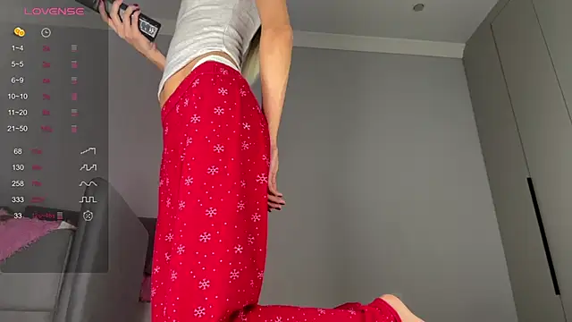 Yuakiss online show from 02.17.26