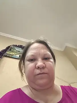 Snapshot of -Queen- chatting on 02.11.26 -Queen- online show from 02.11.26