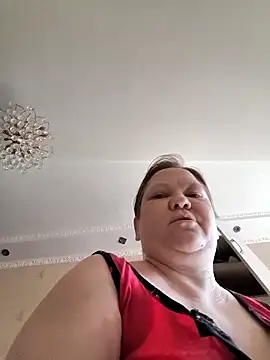 Snapshot of -Queen- chatting on 02.26.26 -Queen- online show from 02.26.26