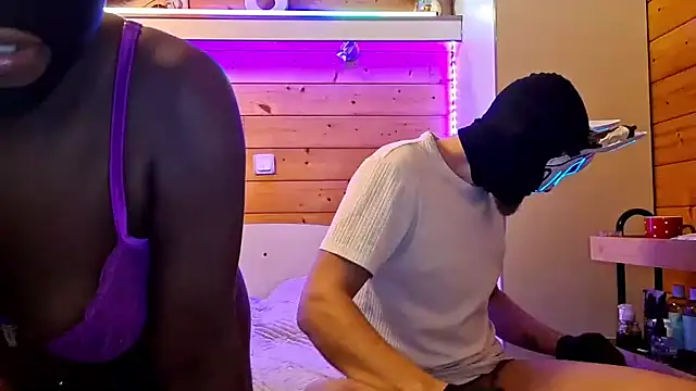 HairyEbonyCoupleliveporn online show from 01.10.26