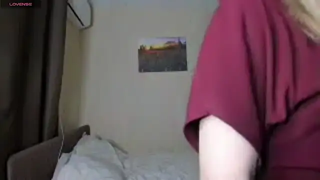 SkyeDavis online show from 02.01.26