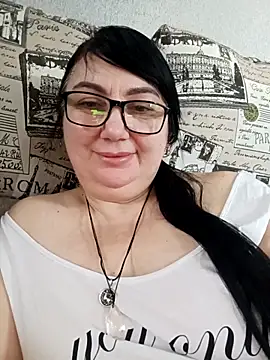 MariSwan222 online show from 02.28.26