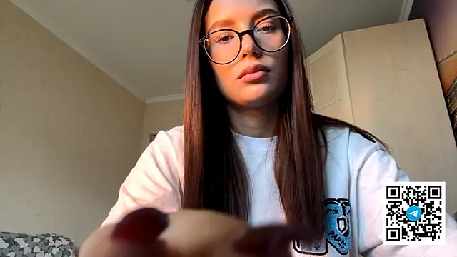 TequilaPariseau online show from 12.17.25