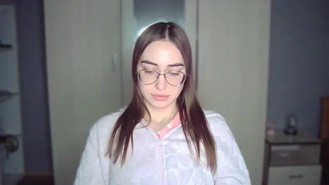 EllaWalker   online show from 12.15.25