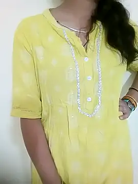 Snapshot of Kavya79 chatting on 12.16.25 Kavya79 online show from 12.16.25