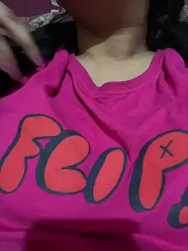 Snapshot of Kajal_kumariiii chatting on 12.16.25 Kajal kumariiii online show from 12.16.25