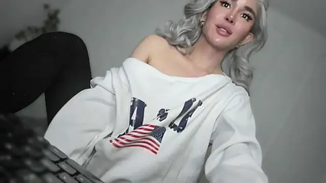 mxshemale ladyboy online show from 04.04.26