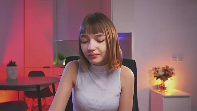 Leyla crsh online show from 04.15.26