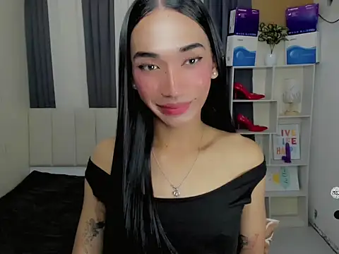 BigCockKhyla online show from 12.17.25