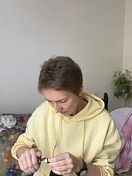 Sensual Flower online show from 03.05.26