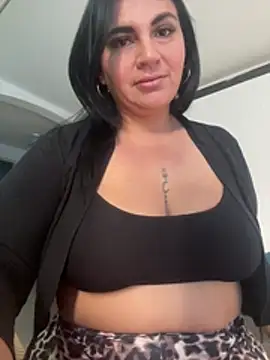 Snapshot of sophie-honey chatting on 02.09.26 sophie-honey online show from 02.09.26