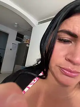 Snapshot of sophie-honey chatting on 02.13.26 sophie-honey online show from 02.13.26