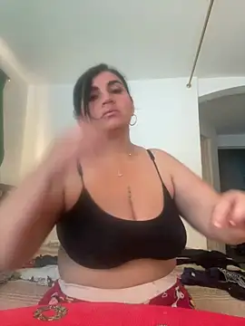 Snapshot of sophie-honey chatting on 03.02.26 sophie-honey online show from 03.02.26