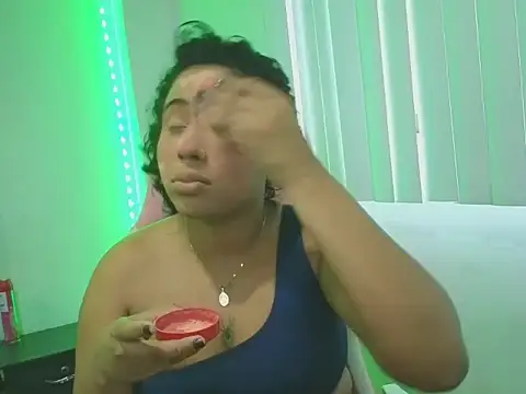 Snapshot of Valery__lovex chatting on 01.31.26 Valery lovex online show from 01.31.26