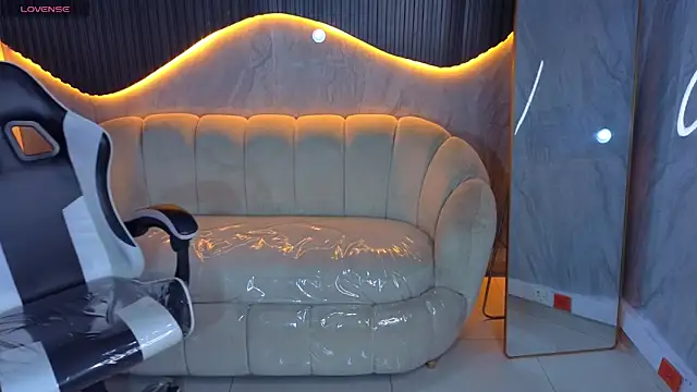 Snapshot of Tifany_Tx chatting on 02.21.26 Tifany Tx online show from 02.21.26