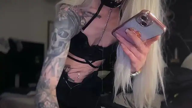 Melina Diamond online show from 03.19.26