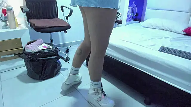 JuliMonroe19 online show from 02.17.26