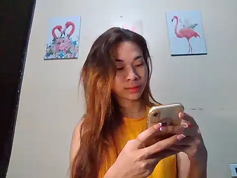 Snapshot of _ursweetceleste_ chatting on 04.05.26 ursweetceleste online show from 04.05.26