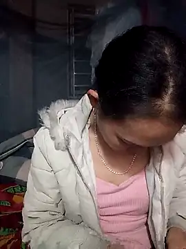 Snapshot of Girl_cutee chatting on 02.04.26 Girl cutee online show from 02.04.26