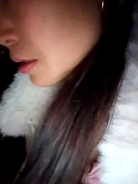 Snapshot of Girl_cutee chatting on 02.11.26 Girl cutee online show from 02.11.26