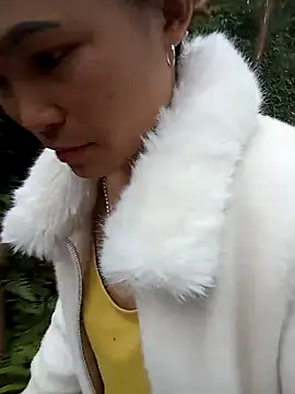 Snapshot of Girl_cutee chatting on 02.18.26 Girl cutee online show from 02.18.26