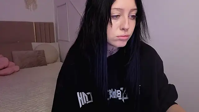 Snapshot of Sn0w__queen chatting on 02.26.26 Sn0w queen online show from 02.26.26