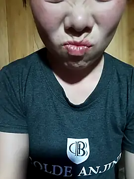 Chloe-ee online show from 02.06.26