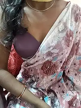 Snapshot of pavani_telugu chatting on 12.17.25 pavani telugu online show from 12.17.25