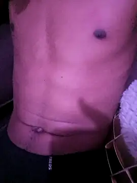 Snapshot of Dhadhe11 chatting on 12.17.25 Dhadhe11 online show from 12.17.25