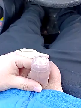 Snapshot of AlcorMad chatting on 01.19.26 AlcorMad online show from 01.19.26