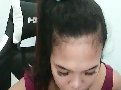 Snapshot of CleopatraLee chatting on 12.16.25 CleopatraLee online show from 12.16.25