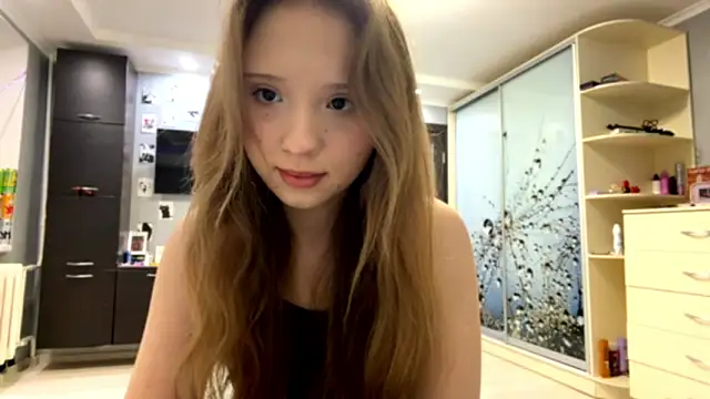 Snapshot of Princessofcashe chatting on 03.12.26 Princessofcashe online show from 03.12.26