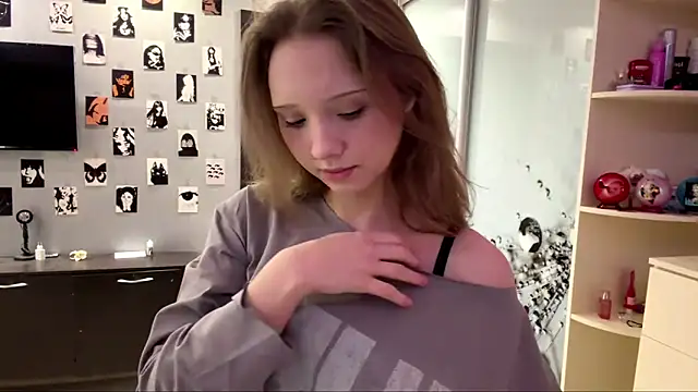 Snapshot of Princessofcashe chatting on 04.01.26 Princessofcashe online show from 04.01.26