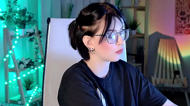 ElenaSomerhalder online show from 01.09.26