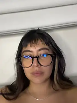justmariee online show from 04.04.26