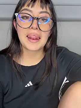 justmariee online show from 04.07.26