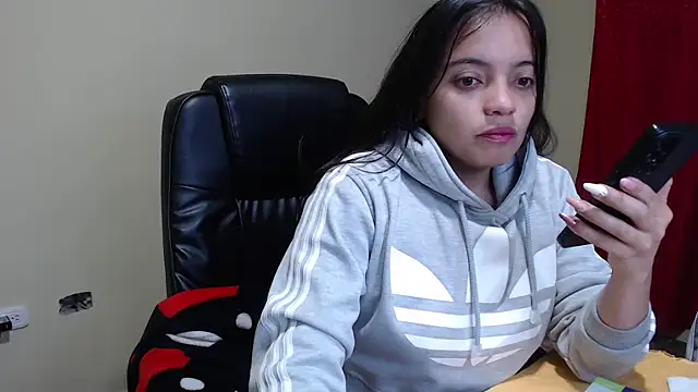 Snapshot of smith_celeste chatting on 03.13.25 smith celeste online show from 03.13.25