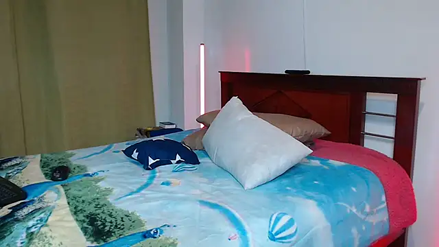 Snapshot of smith_celeste chatting on 02.28.26 smith celeste online show from 02.28.26