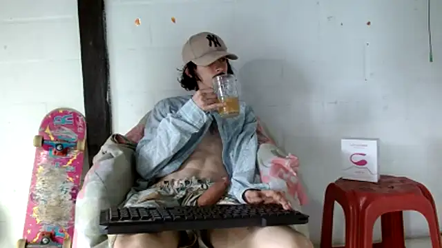 sk8-boy online show from 04.02.26